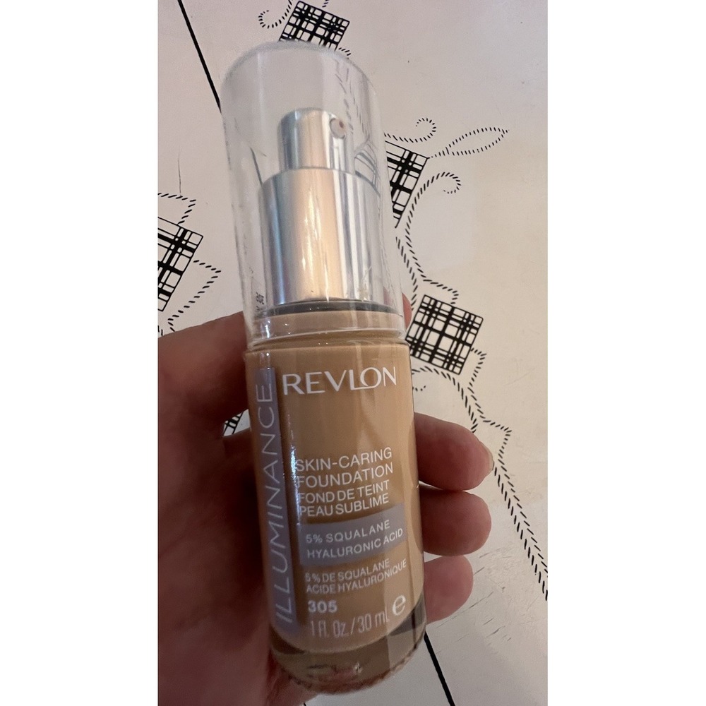 Revlon Illuminance Skin-Caring Foundation 5% Hyaluronic + Squalane , Shade 305